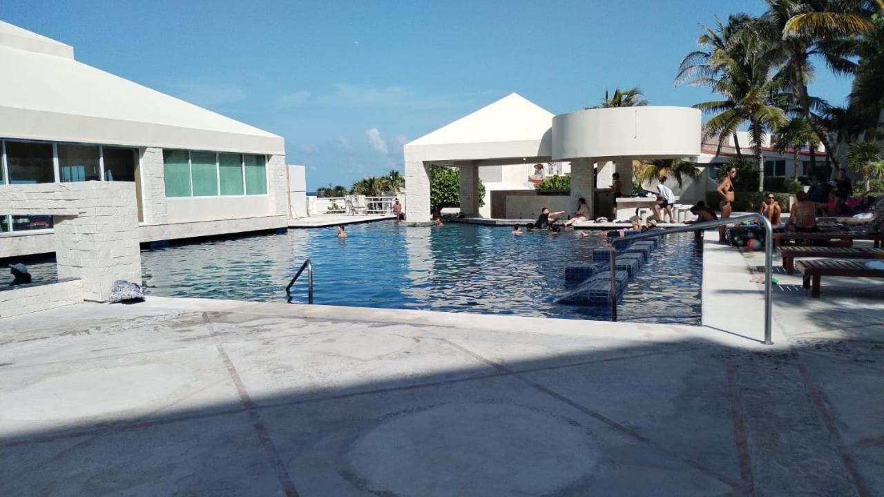 Beachaccess Hotelzone 3705 Cancún Exterior foto